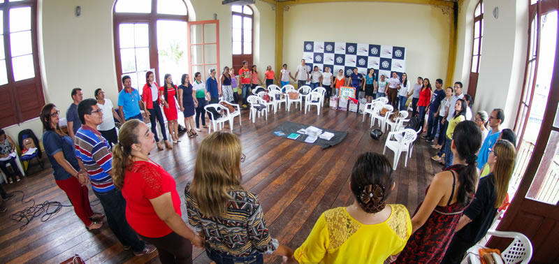 Educadores discutem implementação da Base Nacional Comum Curricular em Óbidos