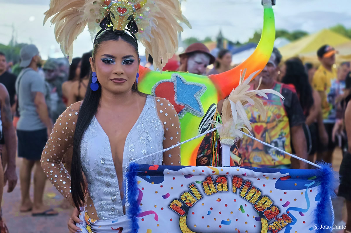 Sob forte chuva, Bloco Pai da Pinga se despede do Pré-Carnapauxis 2026 em grande estilo